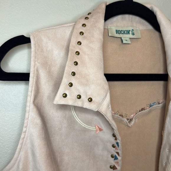 Rockin'‎ C Pink Studded Vest - Picture 4 of 15